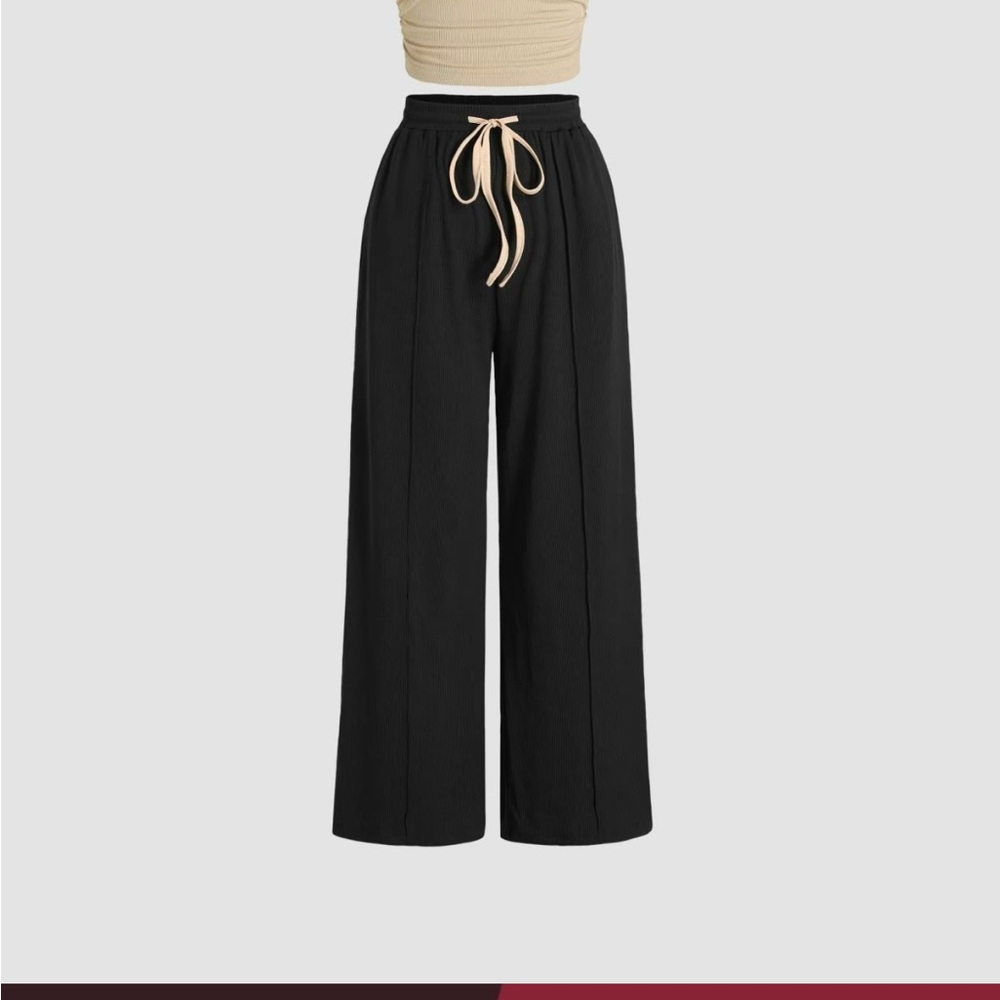 Women's Ruched Tank Top & Drawstring
Waist Pants Ribbed Set - Picture 3 of 8